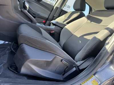 2014 Ford Focus, $5990. Photo 6