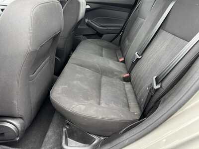 2015 Ford Focus, $5390. Photo 6