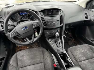 2015 Ford Focus, $5390. Photo 7