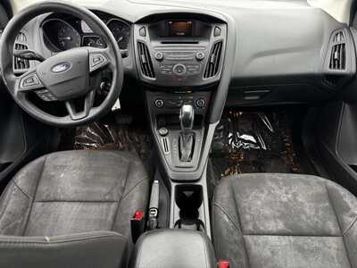 2015 Ford Focus, $5390. Photo 8