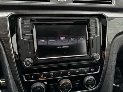 2017 Volkswagen Passat, $6990. Photo 3