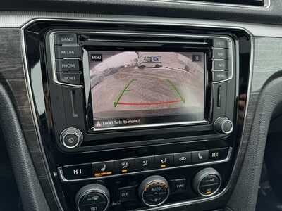 2017 Volkswagen Passat, $6990. Photo 4