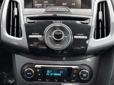 2012 Ford Focus, $4990. Photo 9