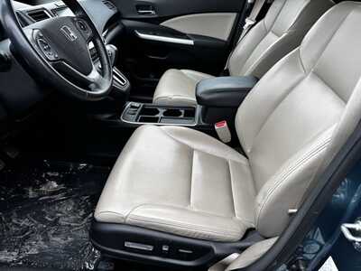 2015 Honda CR-V, $12990. Photo 5