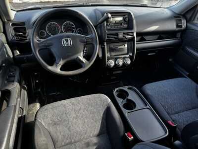 2005 Honda CR-V, $7000. Photo 6