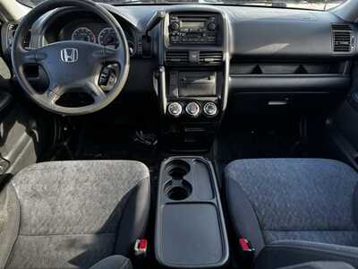 2005 Honda CR-V, $7000. Photo 7