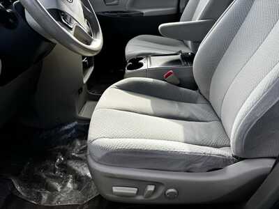 2012 Toyota Sienna, $7490. Photo 5