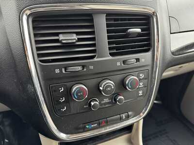 2012 Dodge Caravan, Grand, $6490. Photo 11