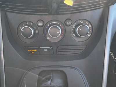 2015 Ford Escape, $9399. Photo 12