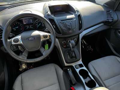 2015 Ford Escape, $9399. Photo 5