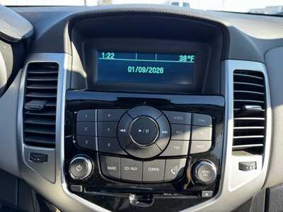 2013 Chevrolet Cruze, $6490. Photo 8