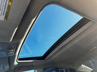 2011 Toyota Avalon, $9490. Photo 6