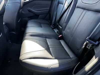 2014 Ford Focus, $6989. Photo 5