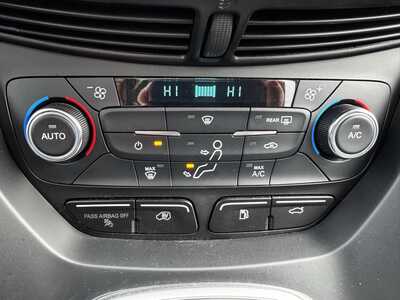 2017 Ford C-MAX, $10791. Photo 12