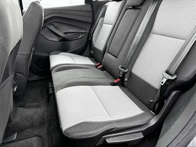 2017 Ford C-MAX, $10791. Photo 7