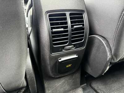 2017 Ford C-MAX, $10791. Photo 8