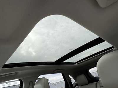 2017 Ford Edge, $9990. Photo 6