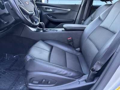 2017 Chevrolet Impala, $10990. Photo 4