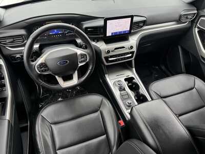 2020 Ford Explorer, $17899. Photo 6