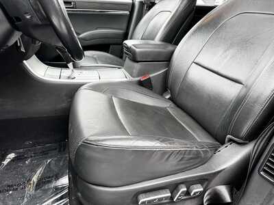 2008 Hyundai Veracruz, $5369. Photo 3