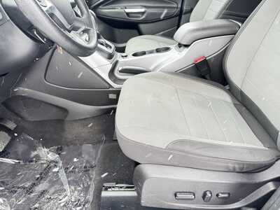 2016 Ford Escape, $6990. Photo 5