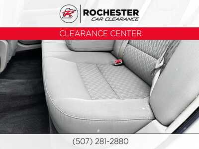 2010 Ford Fusion, $6590. Photo 5