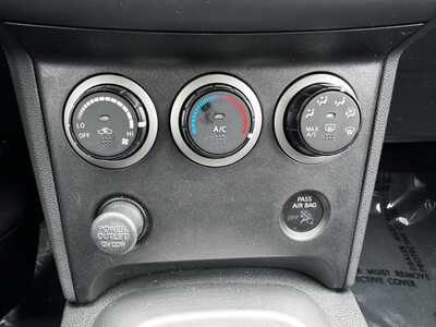 2013 Nissan Rogue, $7490. Photo 11