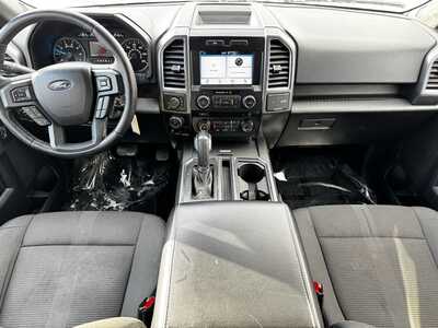 2016 Ford F150 Crew Cab, $14990. Photo 9