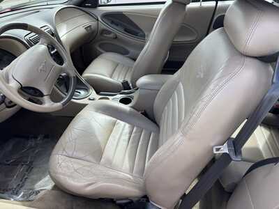 2002 Ford Mustang, $8390. Photo 3