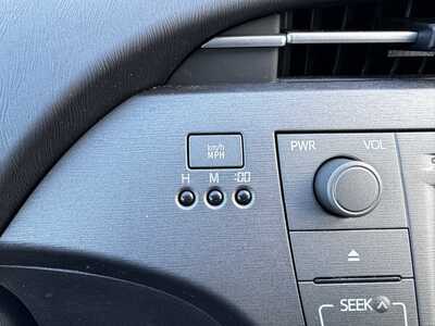 2012 Toyota Prius, $7690. Photo 10