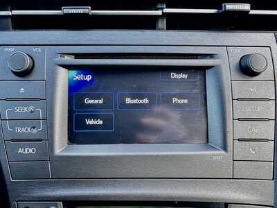 2012 Toyota Prius, $7690. Photo 9