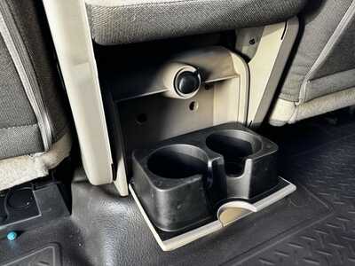 2010 Ford F150 Crew Cab, $9967. Photo 6