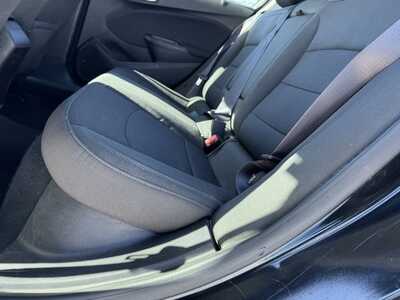 2017 Chevrolet Cruze, $4990. Photo 10