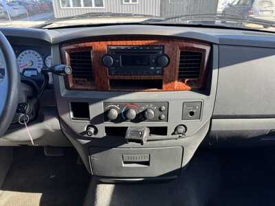 2006 Dodge 1500 Reg Cab, $6990. Photo 2