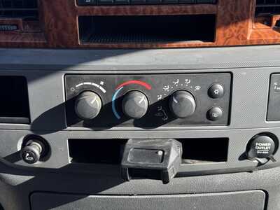 2006 Dodge 1500 Reg Cab, $6990. Photo 6