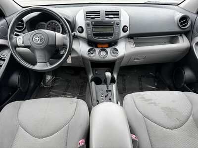 2007 Toyota RAV4, $7990. Photo 8