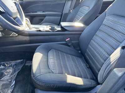 2016 Ford Fusion, $6990. Photo 5