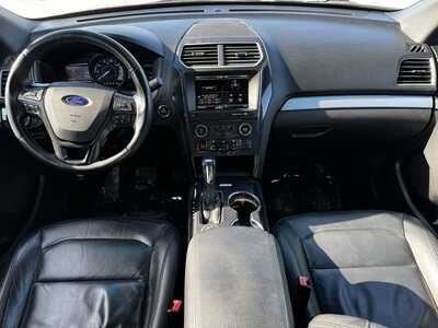 2016 Ford Explorer, $14967. Photo 10