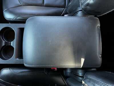 2016 Ford Explorer, $14967. Photo 6