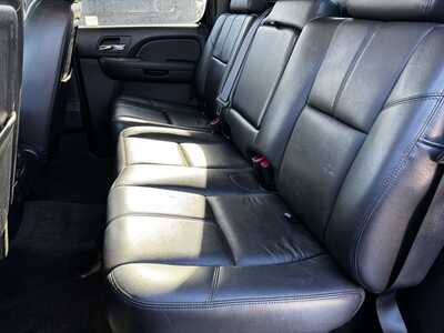 2012 Chevrolet Avalanche, $12990. Photo 6