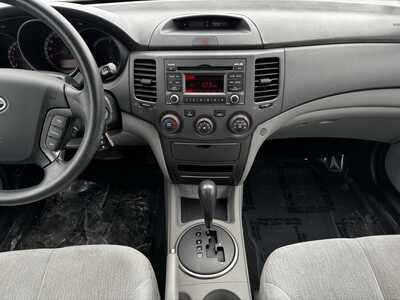 2010 Kia Optima, $5991. Photo 2