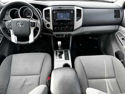 2014 Toyota Tacoma, $11491. Photo 11
