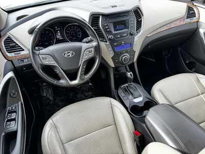 2014 Hyundai Santa Fe, $8000. Photo 8