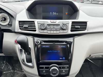 2015 Honda Odyssey, $8790. Photo 11