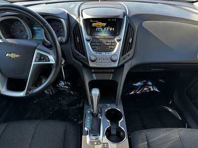 2015 Chevrolet Equinox, $9400. Photo 2