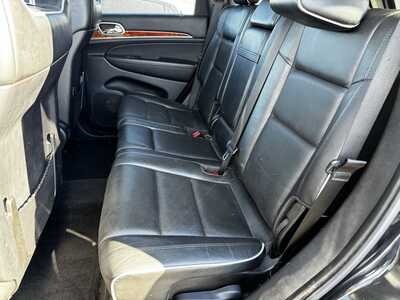 2012 Jeep Grand Cherokee, $9267. Photo 6