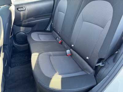 2013 Nissan Rogue, $7967. Photo 4