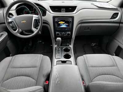 2016 Chevrolet Traverse, $10990. Photo 11