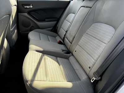 2015 Kia Forte, $7490. Photo 6