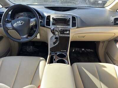 2011 Toyota Venza, $6991. Photo 8